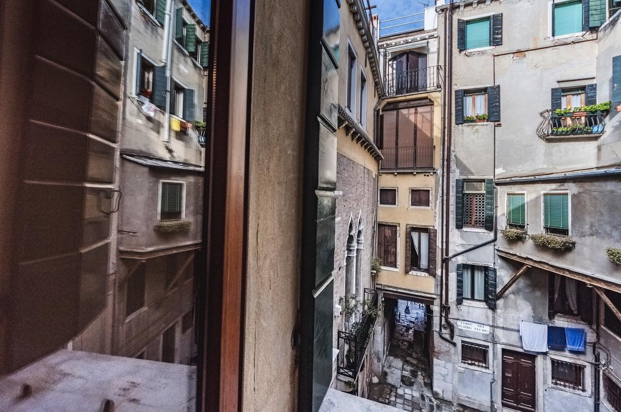 Ca' Teatro Vecchio Apartment Venice Luaran gambar